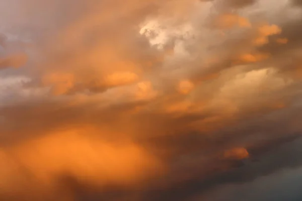 Dramatisk Himmel Mot Solnedgången Sky Bakgrund — Stockfoto