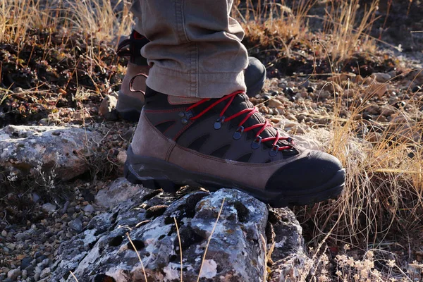 Man Hiking New Mountain Boots — Stock Photo, Image