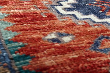 Dokuma halıların desenleri ve renkleri