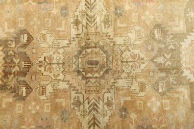 Dokuma halıların desenleri ve renkleri