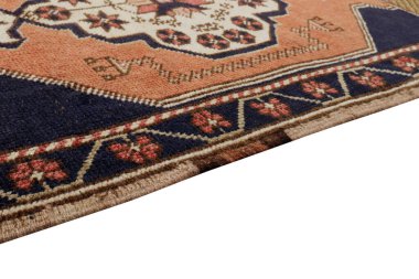 Dokuma halıların desenleri ve renkleri