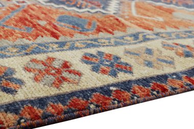 Dokuma halıların desenleri ve renkleri