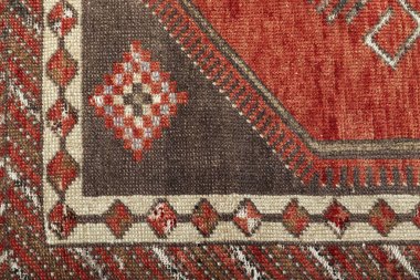 Dokuma halıların desenleri ve renkleri