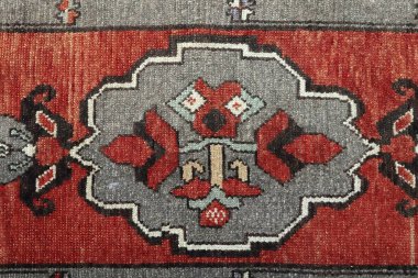 Dokuma halıların desenleri ve renkleri