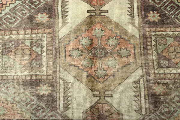 Dokuma halıların desenleri ve renkleri