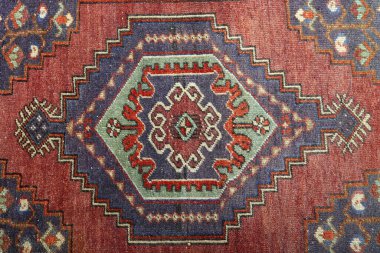 Dokuma halıların desenleri ve renkleri