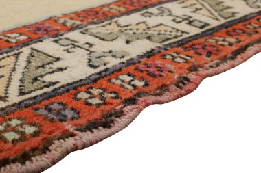 Dokuma halıların desenleri ve renkleri