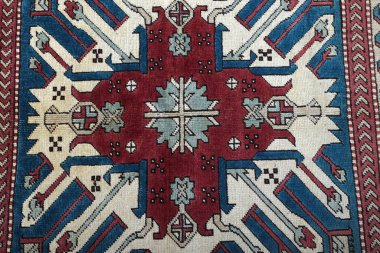 Dokuma halıların desenleri ve renkleri