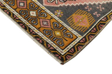 Dokuma halıların desenleri ve renkleri