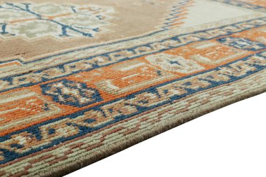 Dokuma halıların desenleri ve renkleri