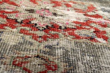 Dokuma halıların desenleri ve renkleri