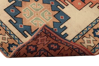 Dokuma halıların desenleri ve renkleri