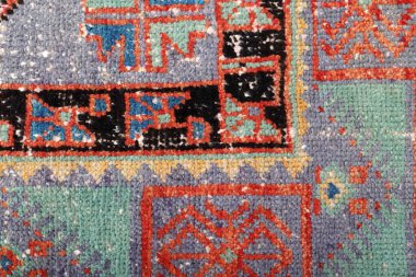 Dokuma halıların desenleri ve renkleri