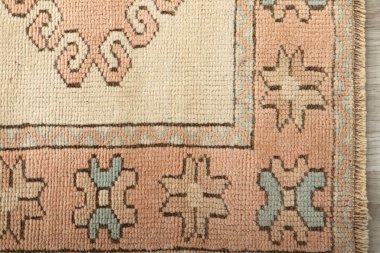 Dokuma halıların desenleri ve renkleri