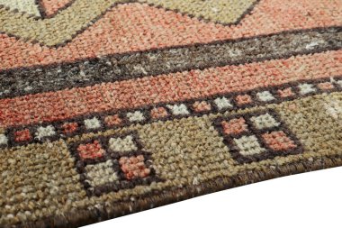 Dokuma halıların desenleri ve renkleri