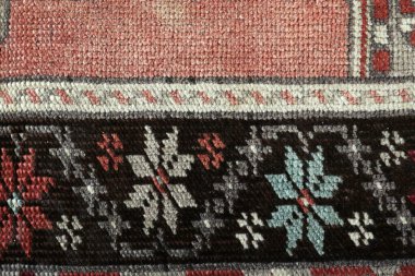 Dokuma halıların desenleri ve renkleri