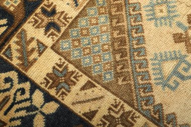 Dokuma halıların desenleri ve renkleri