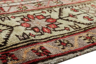 Dokuma halıların desenleri ve renkleri