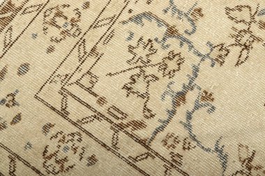 Dokuma halıların desenleri ve renkleri