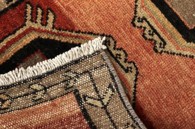 Dokuma halıların desenleri ve renkleri