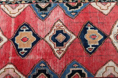 Dokuma halıların desenleri ve renkleri