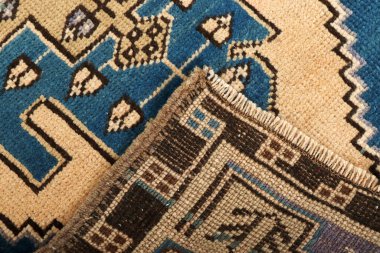 Dokuma halıların desenleri ve renkleri