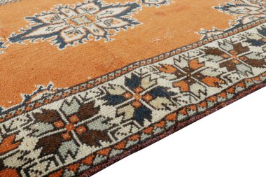 Dokuma halıların desenleri ve renkleri