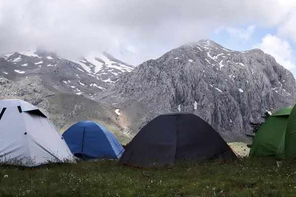 Isparta Dedegol Mountain 약자이다 지역의 텐트들 — 스톡 사진