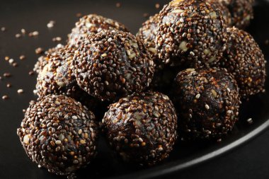 Kakaolu yulaf ezmesi. Sağlıklı çerez.