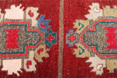 Dokuma halıların desenleri ve renkleri