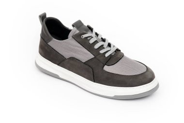 ayakkabılar beyaz arkaplanda izole edildi