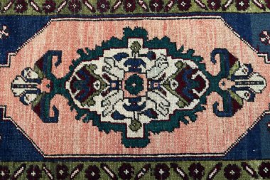 Dokuma halıların desenleri ve renkleri