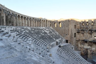 Antik Aspendos Tiyatrosu, Antik Şehir Türkiye 'yi Mahvetti