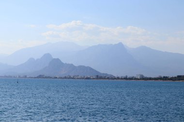 Türkiye 'nin Antalya kıyı şeridinden deniz manzarası