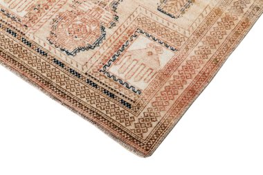 Dokuma halıların desenleri ve renkleri