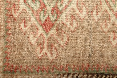 Dokuma halıların desenleri ve renkleri