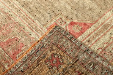 Dokuma halıların desenleri ve renkleri