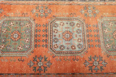 Dokuma halıların desenleri ve renkleri