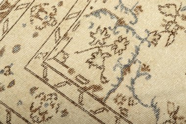 Dokuma halıların desenleri ve renkleri