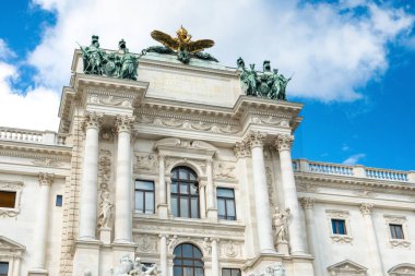 Viyana, Avusturya - 4 Ekim 2023 Habsburg Hanedanı 'nın Hofburg İmparatorluk Sarayı' nın detaylı görüşü