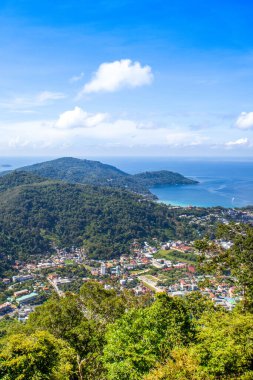 Hint Okyanusu 'nun, Phuket Adası' nın, Tayland 'ın tropikal kıyılarının güzel manzarası