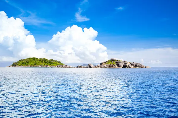 Bela Paisagem Das Ilhas Similares Tailândia Ilhas Mais Famosas Com Fotografias De Stock Royalty-Free
