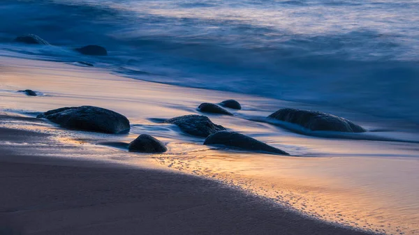Bela Paisagem Sennen Cove Cornualha Durante Pôr Sol Com Céu — Fotografia de Stock