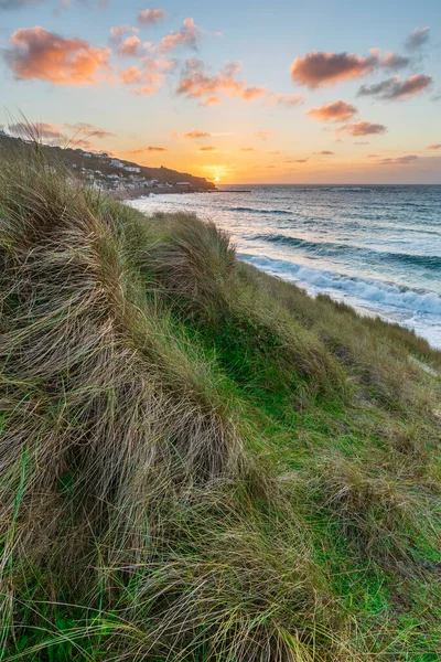 Prachtig Landschap Van Sennen Cove Cornwall Tijdens Zonsondergang Gezien Vanaf — Stockfoto