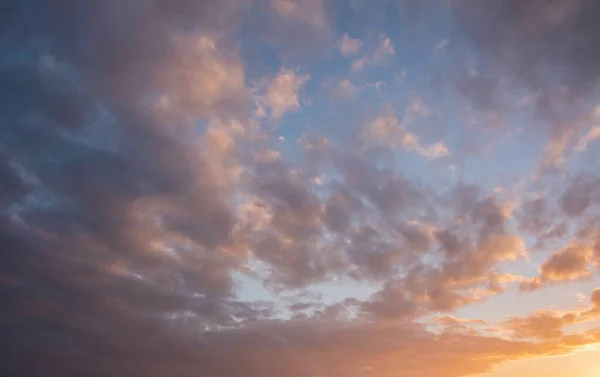 Piękny Kolorowy Żywy Zachód Słońca Niebo Krajobraz Obraz Obrazu Wykorzystania — Zdjęcie stockowe