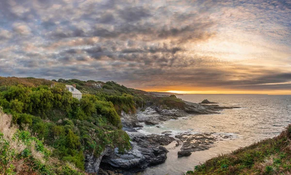 Stimmungsvolles Bild Des Sonnenaufgangs Der Prussia Cove Cornwall England Mit — Stockfoto