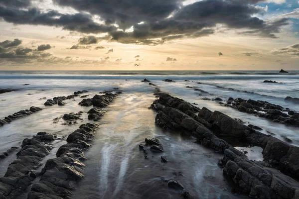 Prachtig Zonsondergang Landschap Beeld Van Welcome Mouth Beach Devon Engeland — Stockfoto