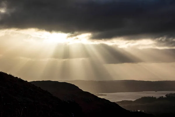Krásný Zimní Východ Slunce Krajina Pohled Loughrigg Spadl Směrem Windermere — Stock fotografie