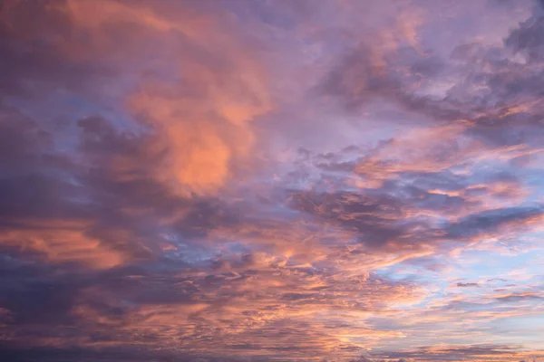Atemberaubend Farbenfroher Sonnenuntergangshimmel Zur Verwendung Als Hintergrund Oder Element Verbundwerkstoffen — Stockfoto