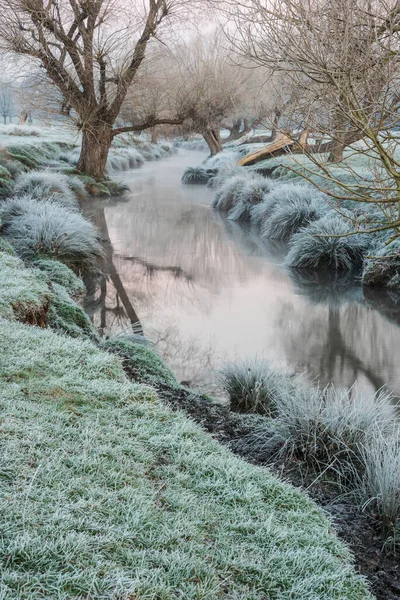 Mooie Winter Zonsopgang Landschap Beeld Bij Dageraad Met Hevige Vorst — Stockfoto